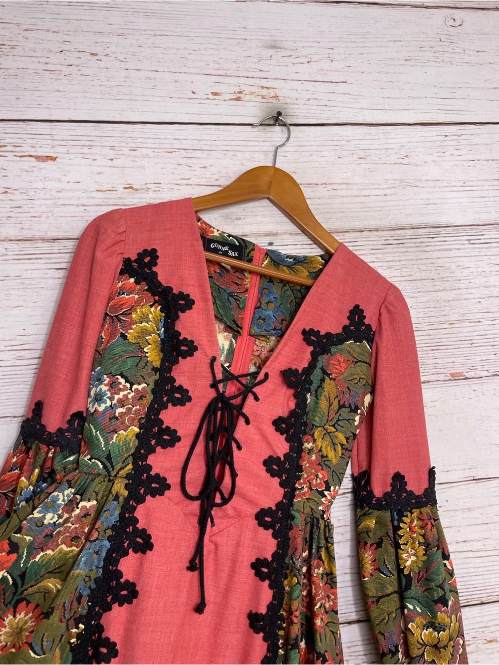 Gunne Sax vintage 1969 black label renaissance revival tapestry dress - Picture 12 of 15